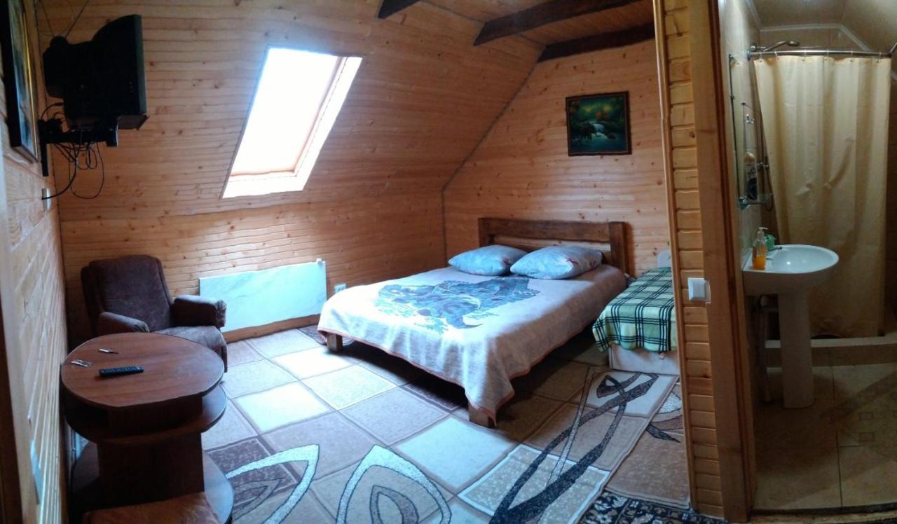 Під Лісом У Гіда Villa Yaremche Dış mekan fotoğraf